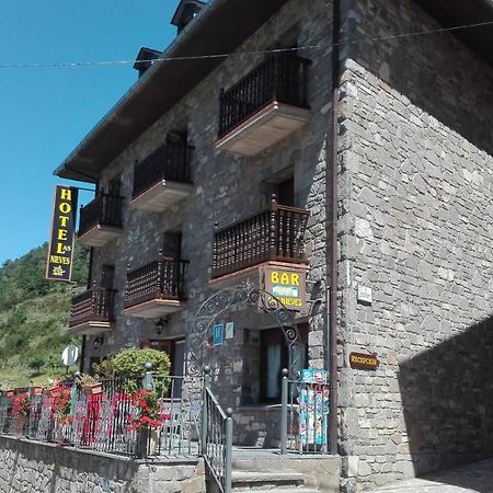 Hotel Las Nieves Linas de Broto Luaran gambar