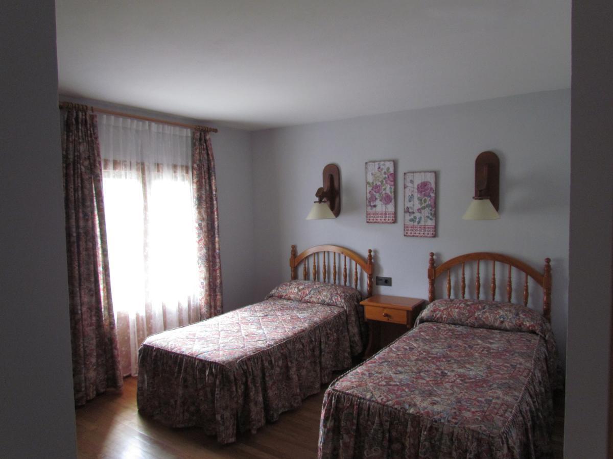 Hotel Las Nieves Linas de Broto Luaran gambar