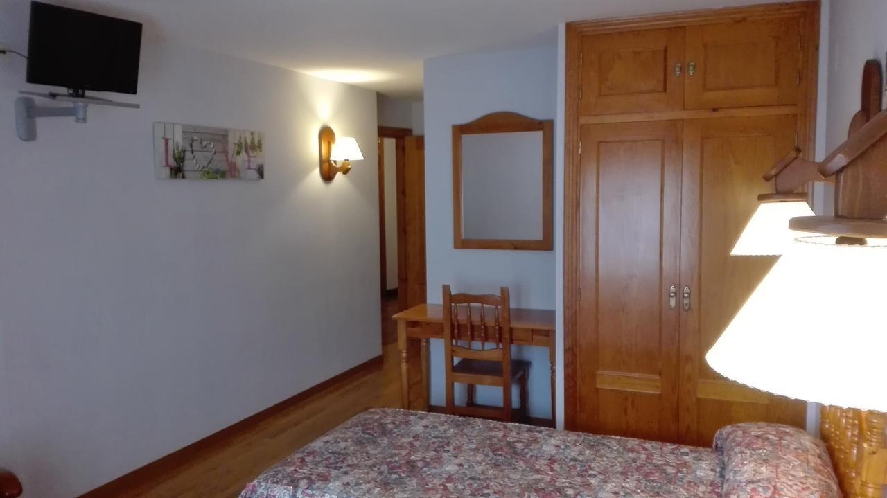 Hotel Las Nieves Linas de Broto Luaran gambar