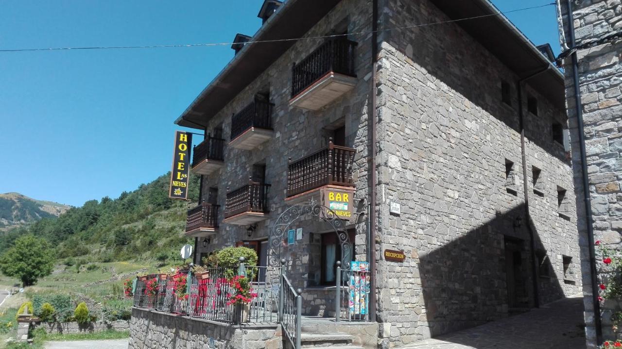 Hotel Las Nieves Linas de Broto Luaran gambar