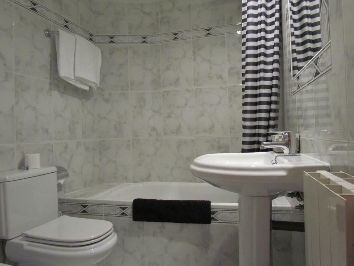 Hotel Las Nieves Linas de Broto Luaran gambar