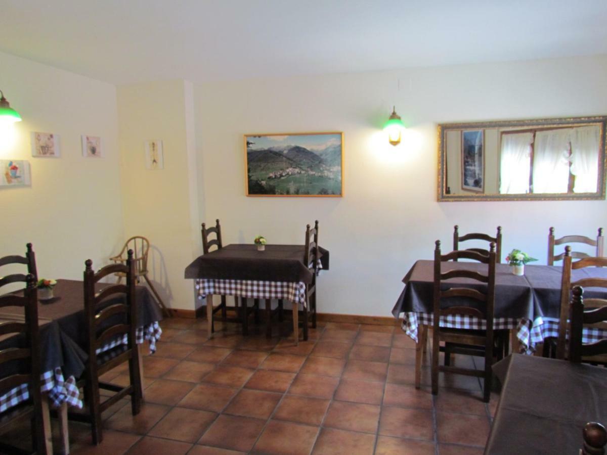 Hotel Las Nieves Linas de Broto Luaran gambar