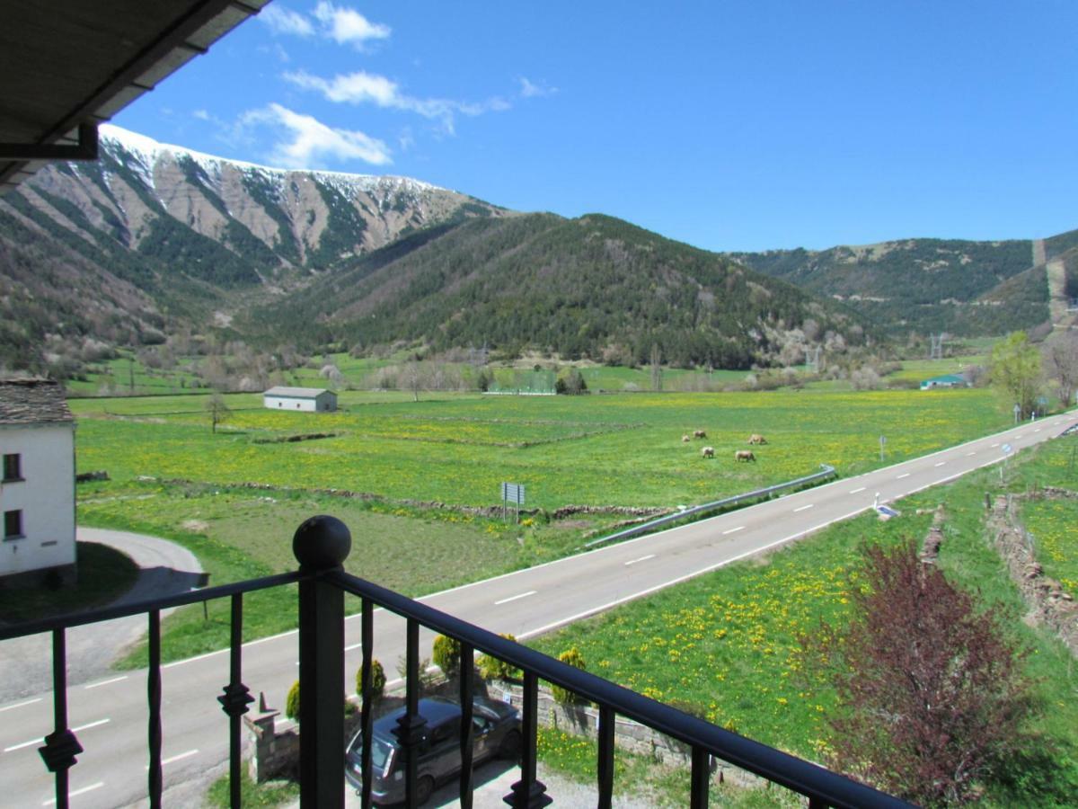 Hotel Las Nieves Linas de Broto Luaran gambar