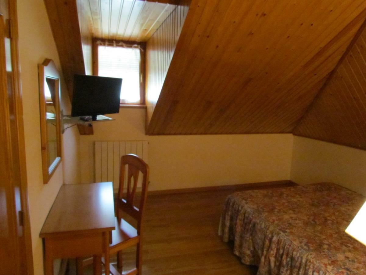 Hotel Las Nieves Linas de Broto Luaran gambar