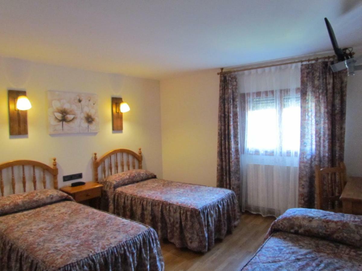 Hotel Las Nieves Linas de Broto Luaran gambar